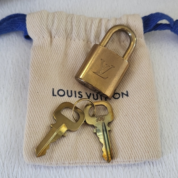 *SOLD* Louis Vuitton Speedy Bandouliere 25 - Picture 9 of 12